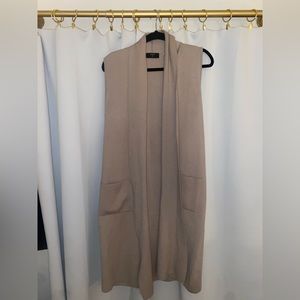 Tahari womans duster